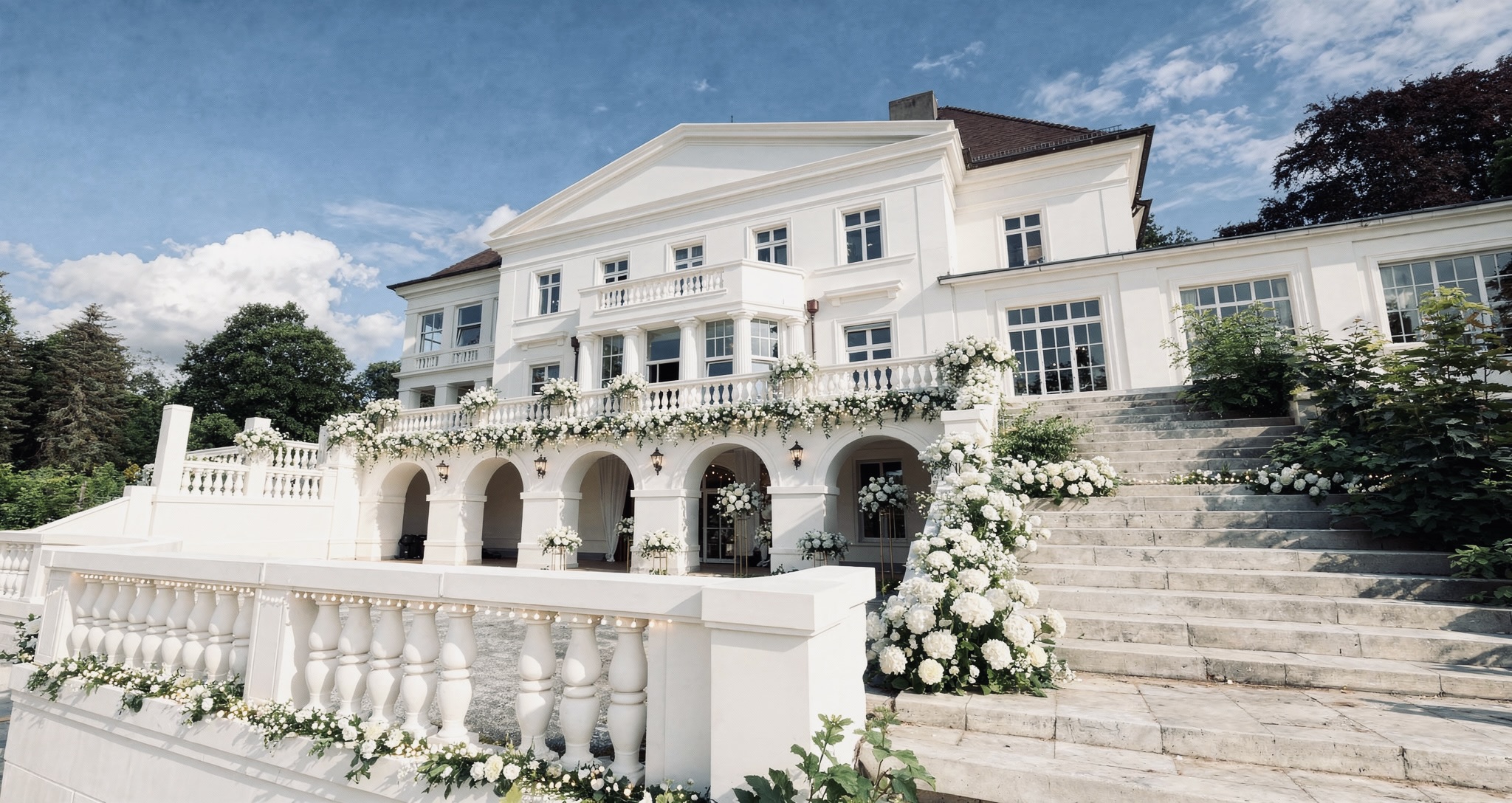 Außenbereich der Villa Schevenstraße in Dresden für die Hochzeitsfeier
